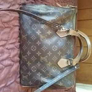 Authentic LOUIS VUITTON vintage speedy purse